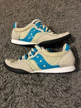 Vintage Saucony bullet